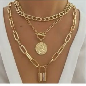 Gold Layered Necklace Set